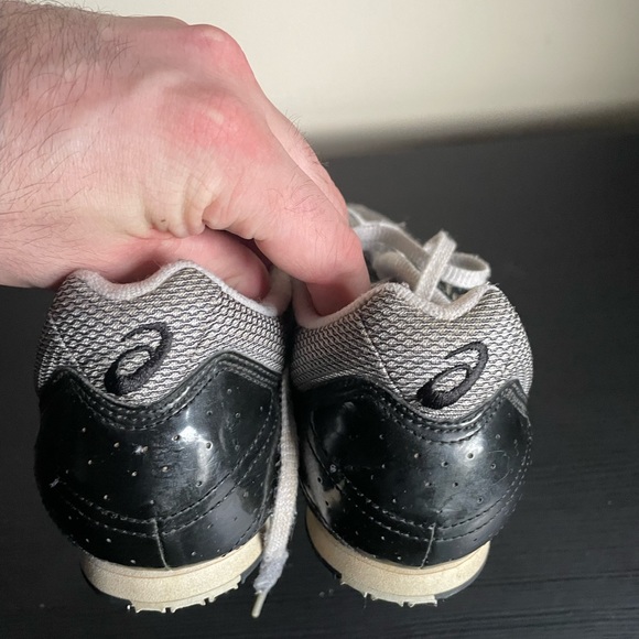 Mens Asics Hyper Mid Track Spike Shoes - Picture 6 of 7